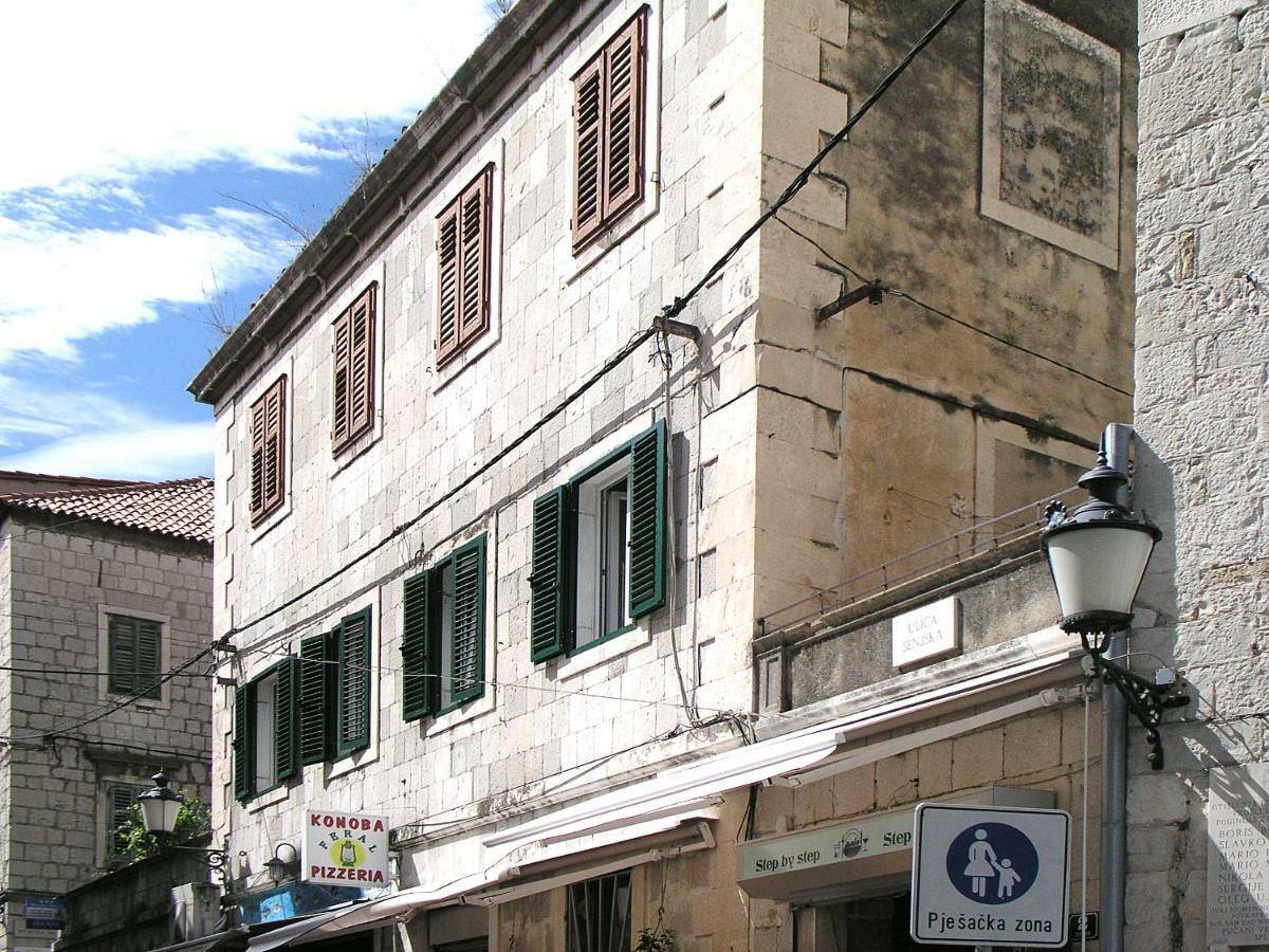 Apartmani Klara I Gracia Split Exterior photo