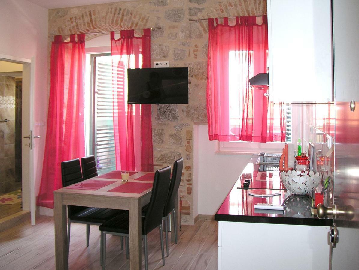 Apartmani Klara I Gracia Split Exterior photo