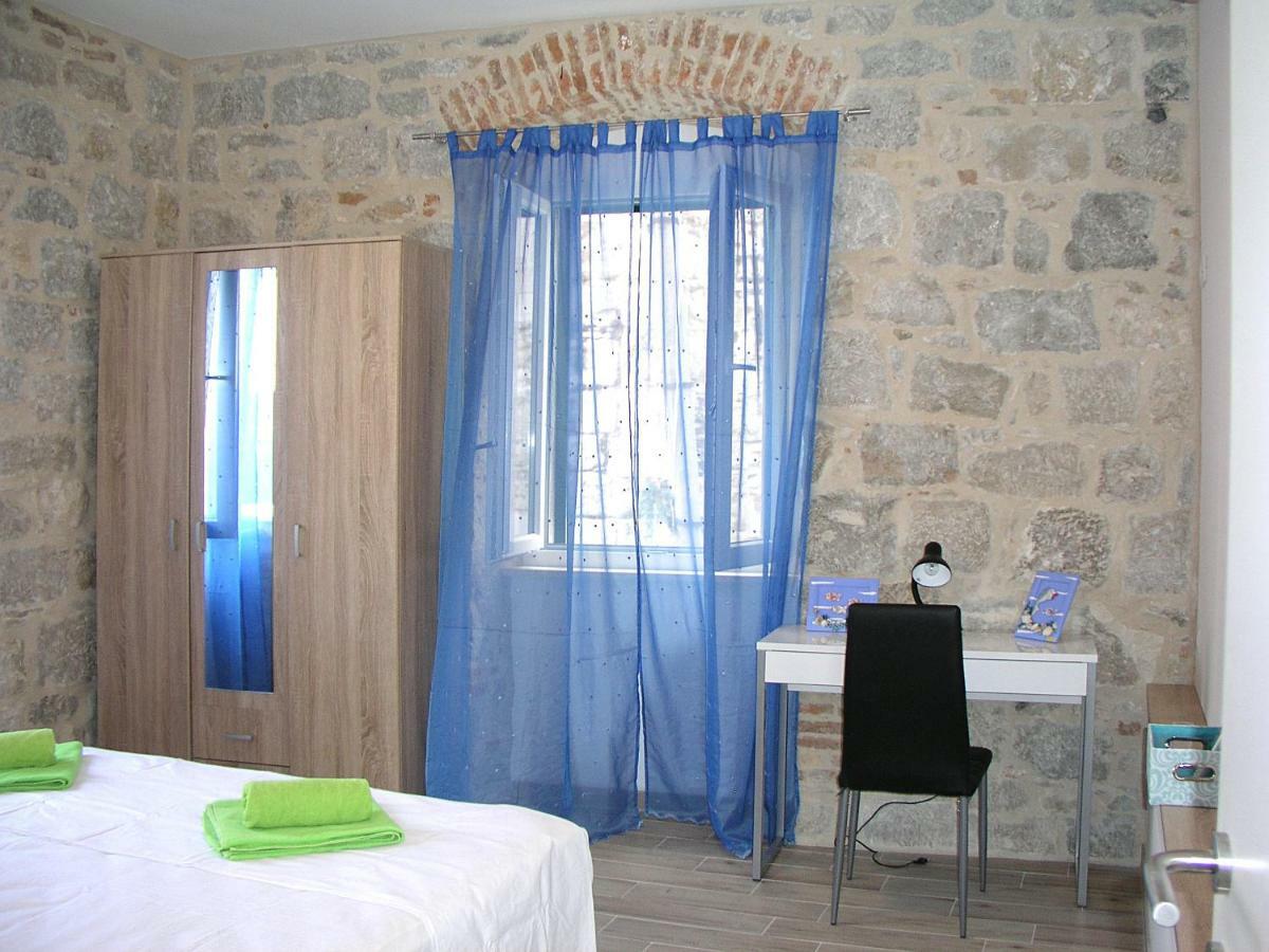 Apartmani Klara I Gracia Split Exterior photo